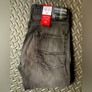 Levis Strauss Signature, Jogger, Men's Size 29, Black - NEW With Tags!